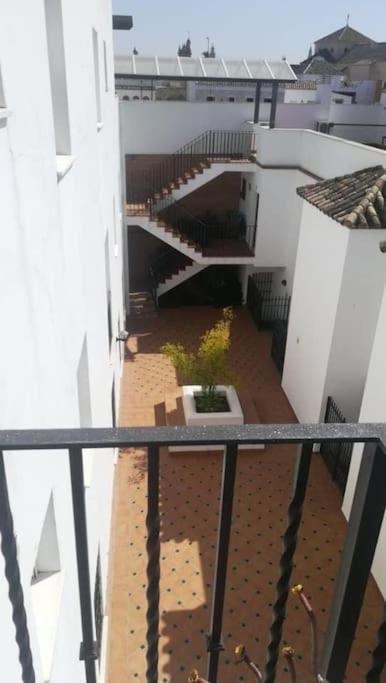 Atico Con Terraza- Solarium Apartment Ecija Exterior photo